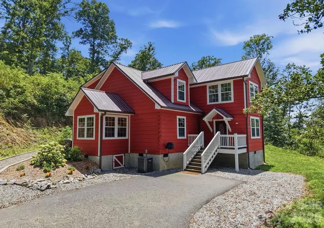 2nd image of 17 Northside Dr, Asheville, NC 28804 | MLS# 4406856
