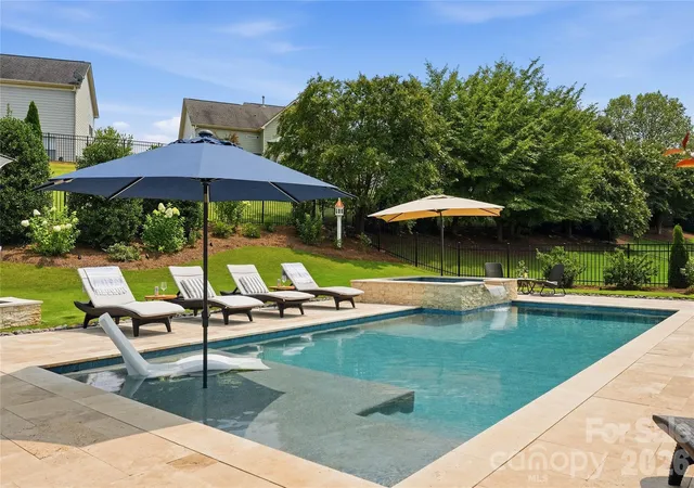 Single family home for sale at 109 Heron Cvs Loop, Mooresville, NC 28117 | MLS# 4406863