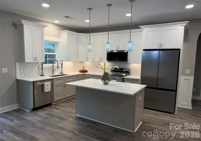 Photo 3 of Single family home for sale at 2251 Richland Ave, Gastonia, NC 28052 | MLS# 4406871 | Listing updated on 2026-10-03