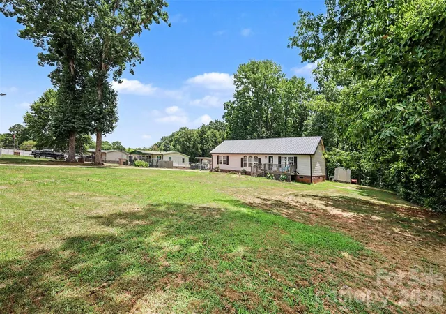 4th image of 1756 Martin Rd, Kings Mountain, NC 28086 | MLS# 4406876