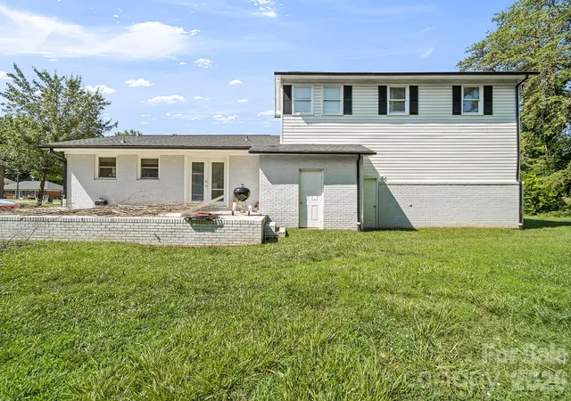 2nd image of 525 Kelly Ave, Mooresville, NC 28115 | MLS# 4406896