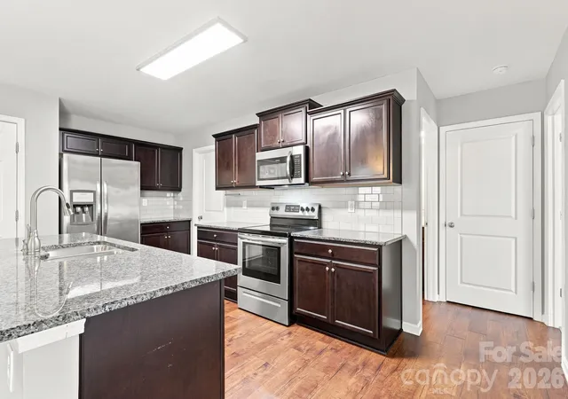Photo 3 of Single family home for sale at 4169 Long Arrow Dr, Concord, NC 28025 | MLS# 4406911 | Listing updated on 2026-07-30