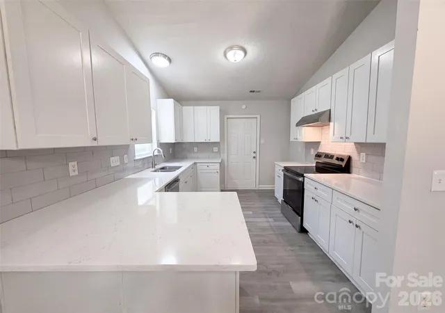 Photo 2 of Single family home for sale at 2223 Mancke Dr, Rock Hill, SC 29732 | MLS# 4406917 | Listing updated on 2026-09-06