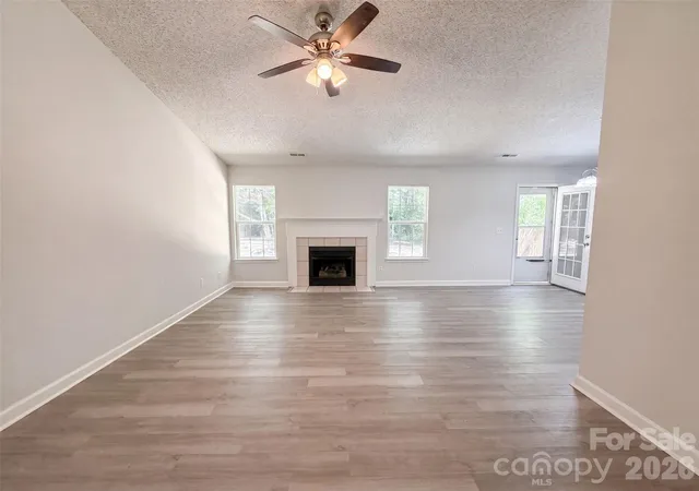 Photo 3 of Single family home for sale at 2223 Mancke Dr, Rock Hill, SC 29732 | MLS# 4406917 | Listing updated on 2026-09-06