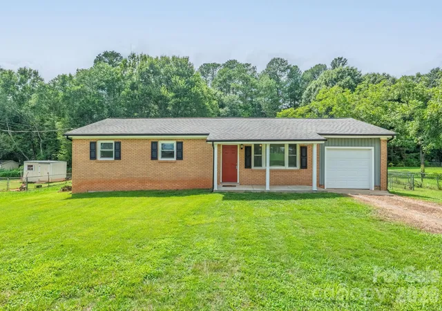 2nd image of 3907 Little Mountain Rd, Gastonia, NC 28056 | MLS# 4406918