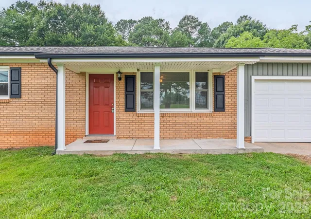 4th image of 3907 Little Mountain Rd, Gastonia, NC 28056 | MLS# 4406918