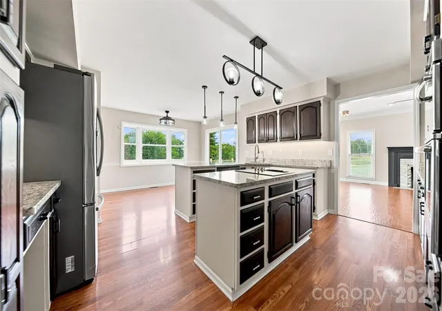 Photo 5 of Single family home for sale at 18 Meandering Way, Granite Falls, NC 28630 | MLS# 4406941 | Listing updated on 2026-08-19