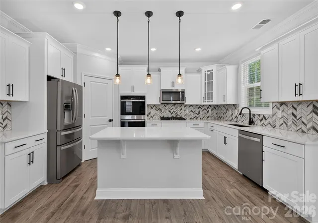 4th image of 7027 Sylvan Retreat Dr, Denver, NC 28037 | MLS# 4406947