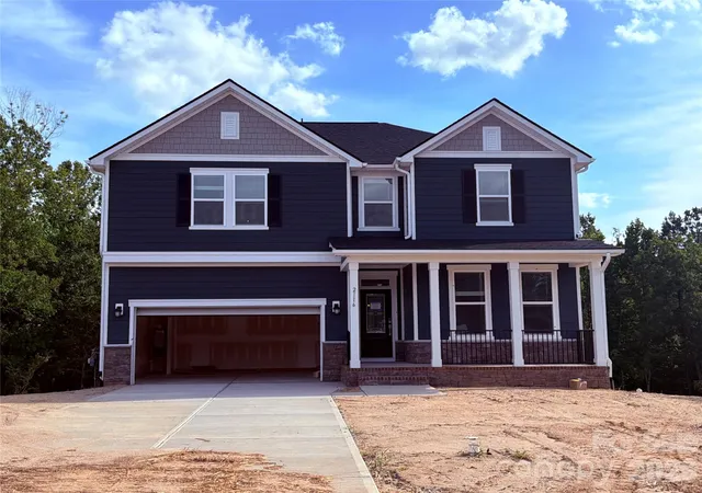 Photo 3 of Sale Pending at 2116 Norwood Ct, Denver, NC 28037 | MLS# 4406955 | Listing updated on 2026-08-23