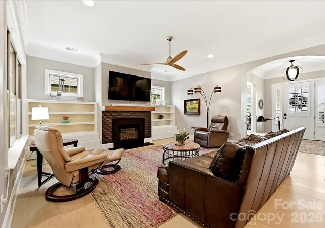 Photo 4 of Single family home for sale at 5008 Vita Way, Belmont, NC 28012 | MLS# 4406973 | Listing updated on 2026-08-20