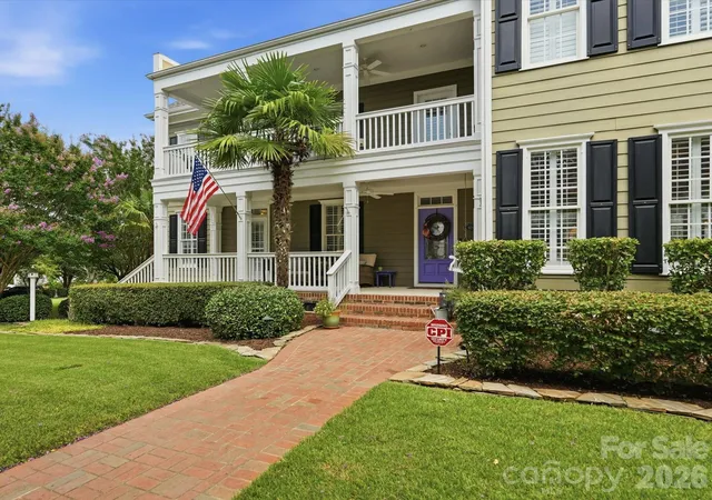 Photo 3 of Sale Pending at 929 Gardenia St, Fort Mill, SC 29708 | MLS# 4406980 | Listing updated on 2026-08-18