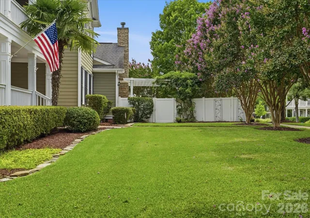 Photo 4 of Sale Pending at 929 Gardenia St, Fort Mill, SC 29708 | MLS# 4406980 | Listing updated on 2026-08-18