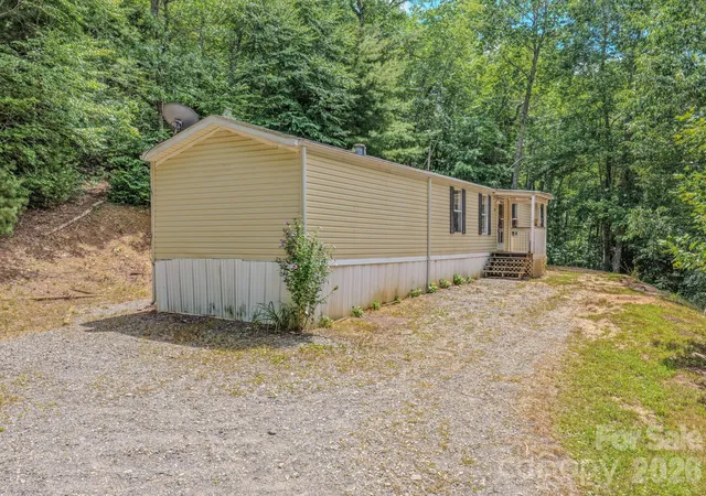 Photo 3 of Single family home for sale at 23 Tom Worley Rd, Leicester, NC 28748 | MLS# 4406985 | Listing updated on 2026-08-29