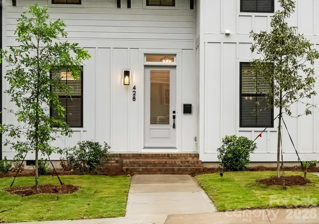 2nd image of 428 Woodvale Pl, Charlotte, NC 28208 | MLS# 4406987