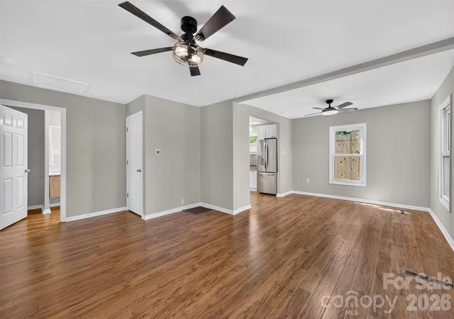 5th image of 620 10Th Street Blvd Nw, Hickory, NC 28601 | MLS# 4406989