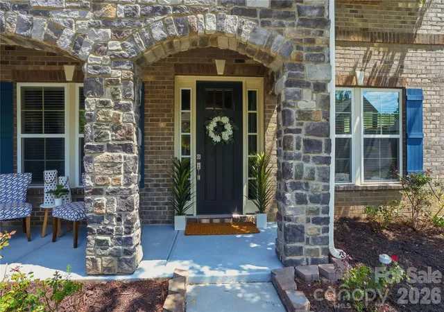 Photo 3 of Single family home for sale at 1621 Afton Way, Fort Mill, SC 29708 | MLS# 4406991 | Listing updated on 2026-10-10
