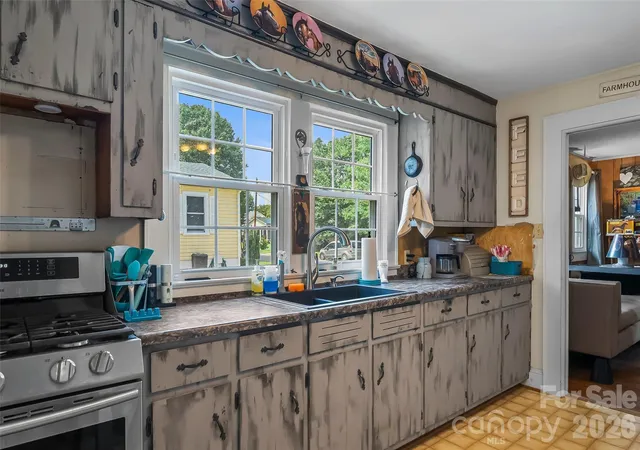 5th image of 208 Shuping St, Morganton, NC 28655 | MLS# 4406993