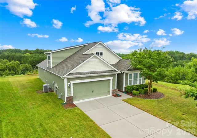 Photo 2 of Single family home for sale at 4270 Legacy Dr, Denver, NC 28037 | MLS# 4406996 | Listing updated on 2026-07-27