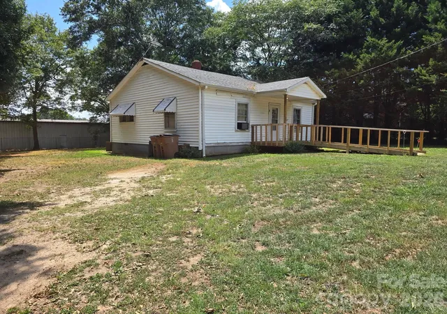 2nd image of 106 Lily St, Shelby, NC 28152 | MLS# 4407011