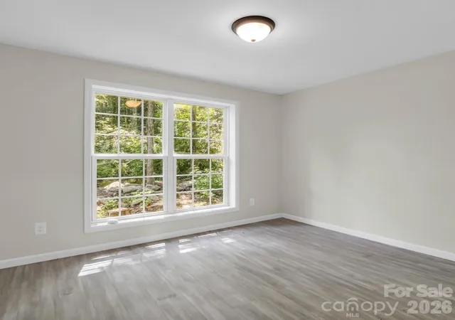 Photo 3 of Single family home for sale at 168 Fall Crk Dr, Chimney Rock, NC 28720 | MLS# 4407017 | Listing updated on 2026-09-02