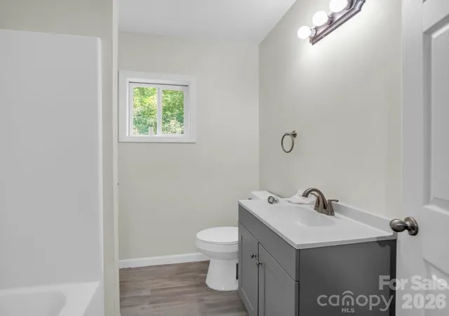 Photo 4 of Single family home for sale at 168 Fall Crk Dr, Chimney Rock, NC 28720 | MLS# 4407017 | Listing updated on 2026-09-02