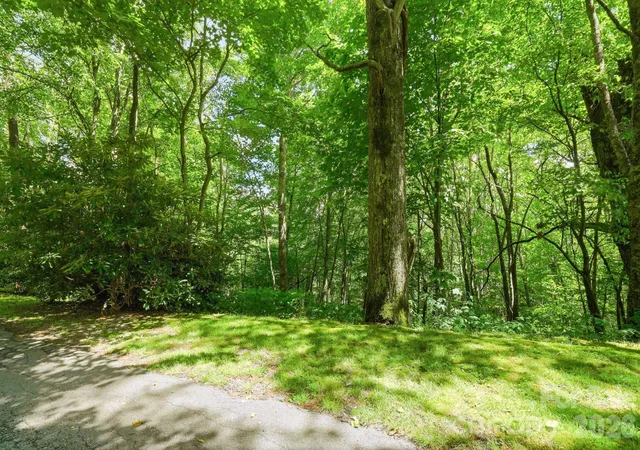 Photo 2 of Land for sale at 0 Bent Oak Dr #6, Waynesville, NC 28786 | MLS# 4407018 | Listing updated on 2026-09-25