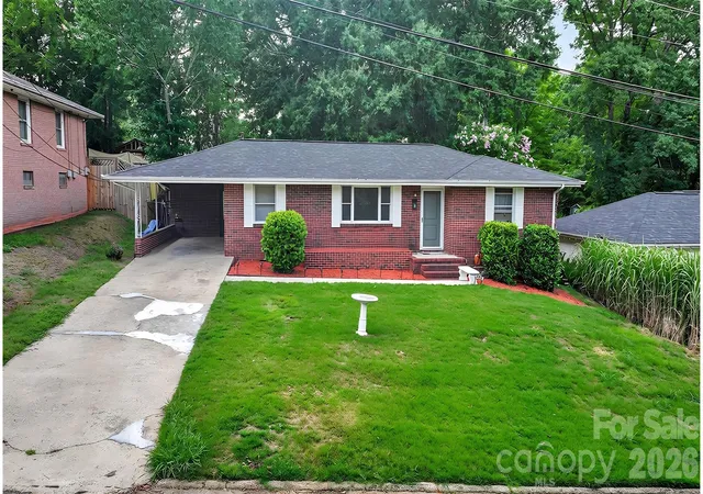Photo 2 of Single family home for sale at 1103 Holmes Ave, Salisbury, NC 28144 | MLS# 4407019 | Listing updated on 2026-08-30
