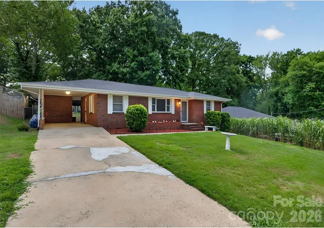 Photo 3 of Single family home for sale at 1103 Holmes Ave, Salisbury, NC 28144 | MLS# 4407019 | Listing updated on 2026-08-30