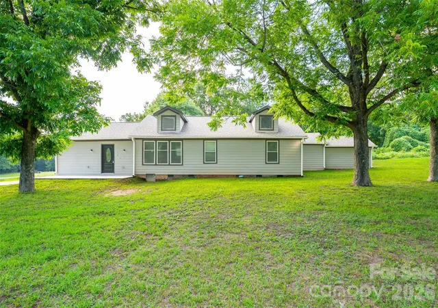1st image of 2136 W Nc 150 Hwy, Lincolnton, NC 28092 | MLS# 4407025