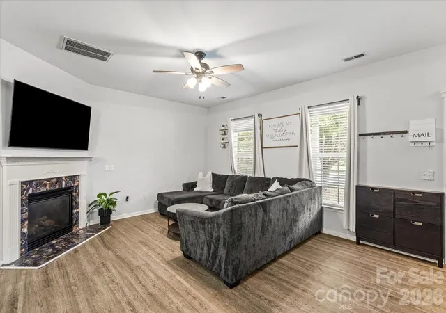 Photo 2 of Single family home for sale at 9025 Davis Xing Ct, Charlotte, NC 28269 | MLS# 4407034 | Listing updated on 2026-09-17