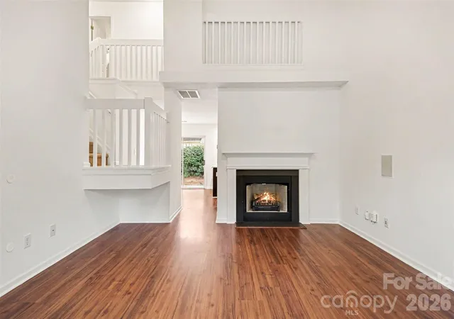 Photo 4 of Townhouse for sale at 10030 Pergola View Ct, Charlotte, NC 28213 | MLS# 4407038 | Listing updated on 2026-09-21