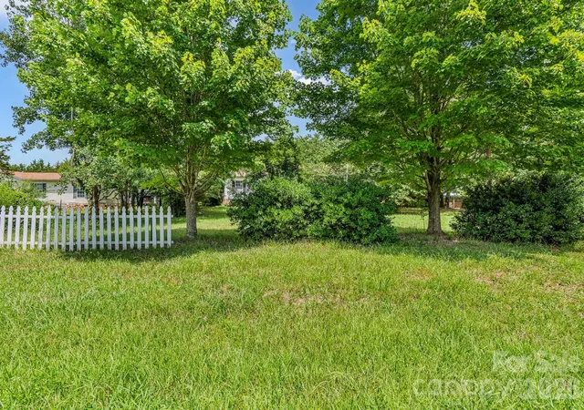 Photo 2 of Single family home for sale at 515 Wafford Rd, Lexington, NC 27292 | MLS# 4407039 | Listing updated on 2026-08-25