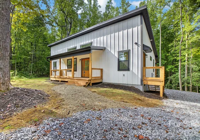 2nd image of 1008 Bell Mountain Rd, Zirconia, NC 28790 | MLS# 4407045