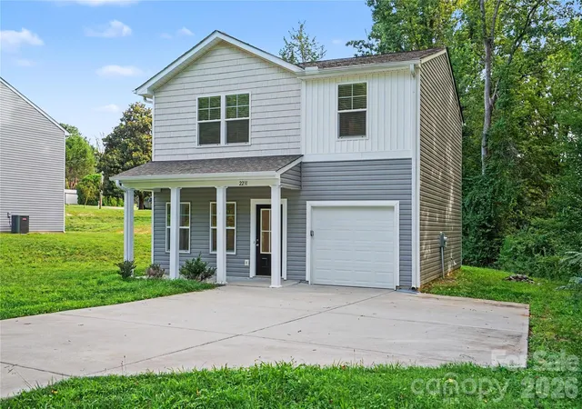 Photo 2 of Single family home for sale at 2231 Beauty St, Statesville, NC 28625 | MLS# 4407075 | Listing updated on 2026-09-04