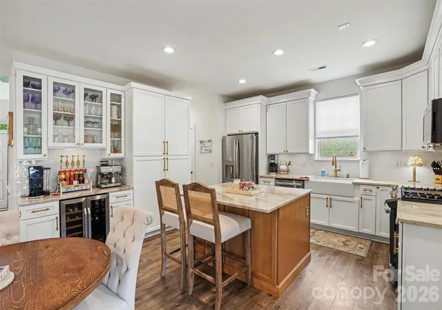 Photo 1 of Single family home for sale at 15424 Hugh Torance Pkwy, Huntersville, NC 28078 | MLS# 4407079 | Listing updated on 2026-08-19