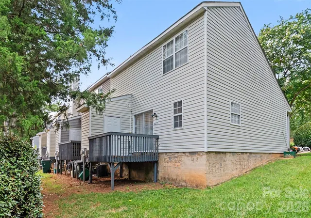 16th image of 5845 Cougar Ln, Charlotte, NC 28269 | MLS# 4407101