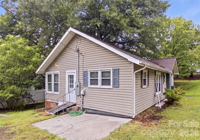 24th image of 505 S Battleground Ave, Kings Mountain, NC 28086 | MLS# 4407116