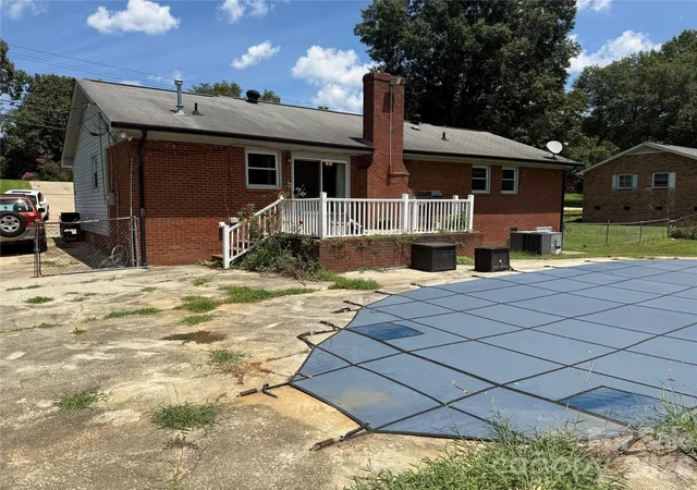 32nd image of 1507 Dallas Cherryville Hwy, Dallas, NC 28034 | MLS# 4407135