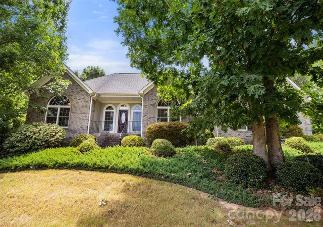 image of 1012 Catawba Shores Dr, Rock Hill, SC 29730 | MLS# 4407140