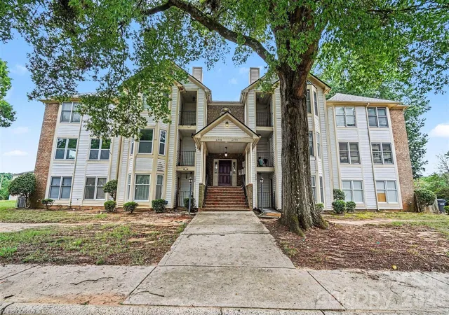 Photo 1 of Condo for sale at 6260 Rosecroft Dr #6260, Charlotte, NC 28215 | MLS# 4407169 | Listing updated on 2026-08-24