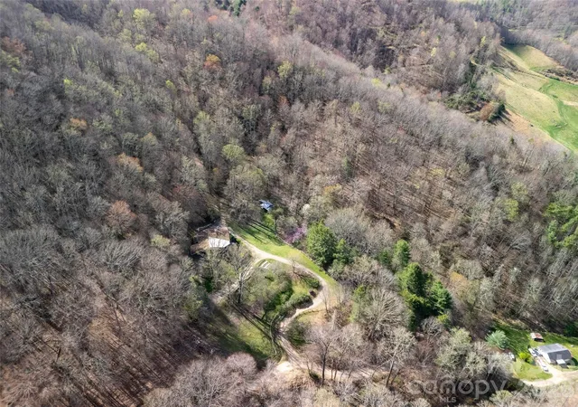 15th image of 40 Acres Charity Ln, Burnsville, NC 28714 | MLS# 4407180