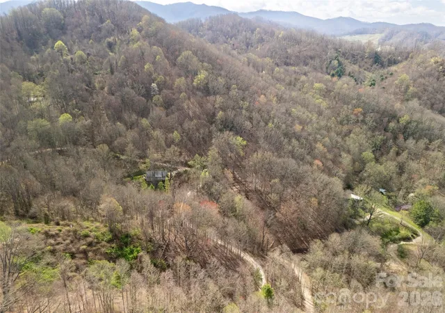 3rd image of 40 Acres Charity Ln, Burnsville, NC 28714 | MLS# 4407180