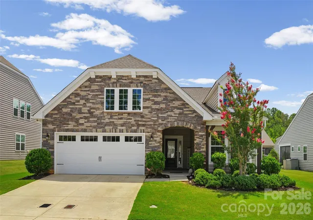 Photo 4 of Single family home for sale at 2336 Abundance Ln, Waxhaw, NC 28173 | MLS# 4407196 | Listing updated on 2026-08-25