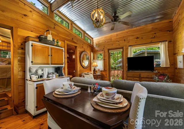 5th image of 107 111 Hougie Heaven Ln, Franklin, NC 28734 | MLS# 4407201