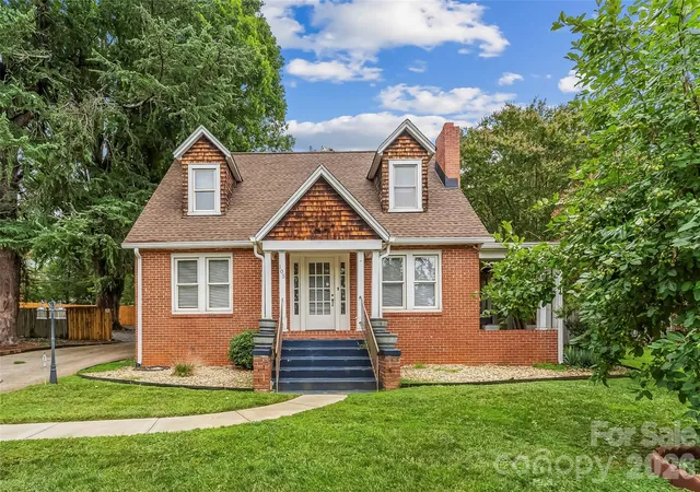 1st image of 105 S Anderson St, Morganton, NC 28655 | MLS# 4407204