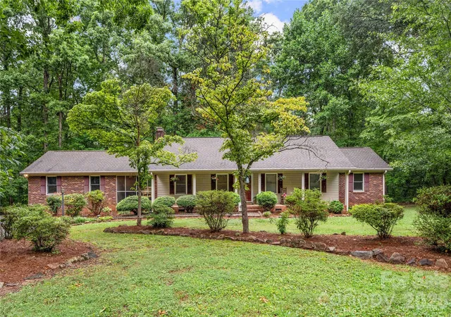 Photo 1 of Sale Pending at 101 Magnolia Dr, Mount Holly, NC 28120 | MLS# 4407212 | Listing updated on 2026-09-26