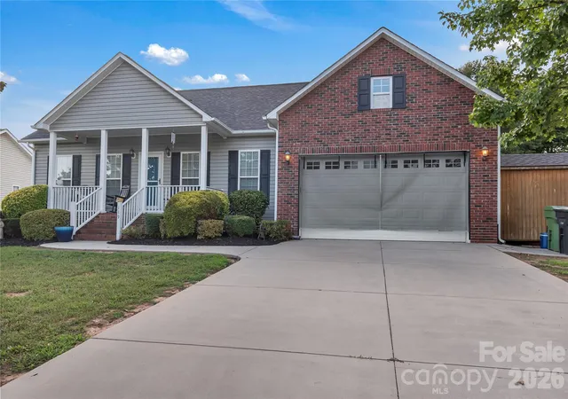 Photo 1 of Single family home for sale at 119 Brookview Dr, Shelby, NC 28152 | MLS# 4407213 | Listing updated on 2026-09-08