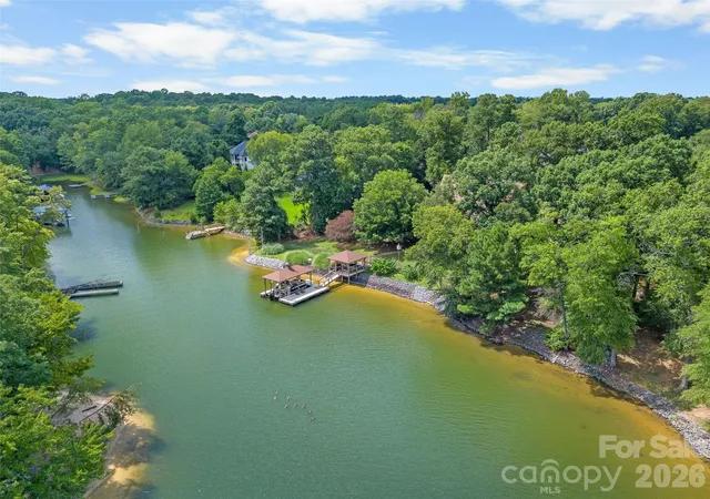 Photo 5 of Single family home for sale at 5301 Masons Fry Rd, Clover, SC 29710 | MLS# 4407219 | Listing updated on 2026-09-03