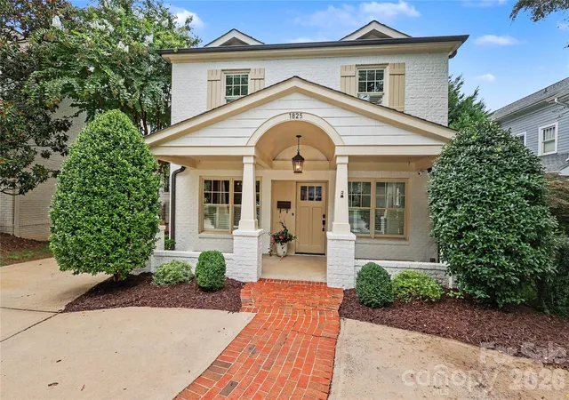 1st image of 1825 Lombardy Cir, Charlotte, NC 28203 | MLS# 4407223