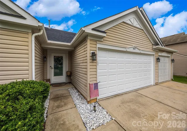 2nd image of 5022 Meanna Dr, Clover, SC 29710 | MLS# 4407232